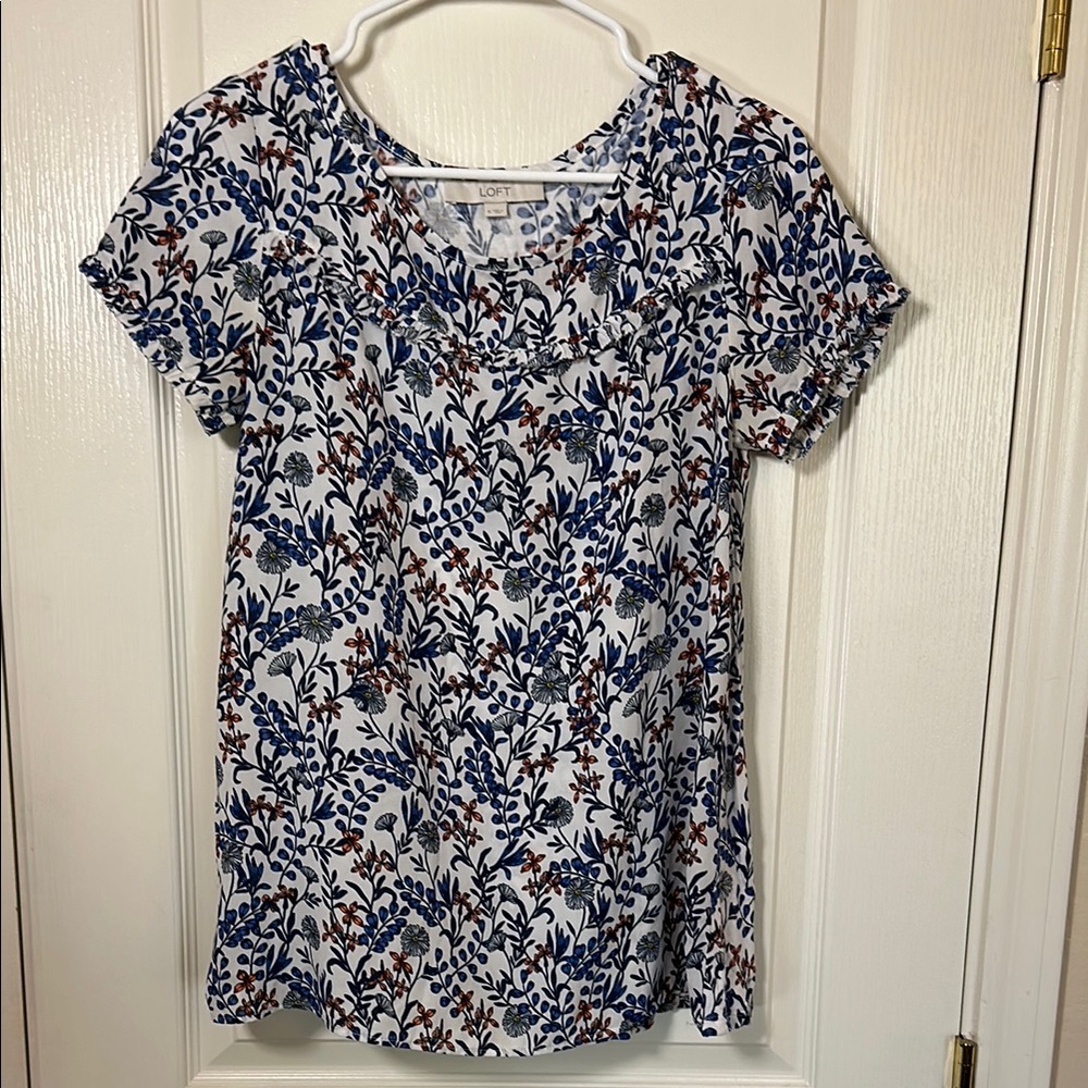 LOFT Women's Floral Print Top - Blue and White